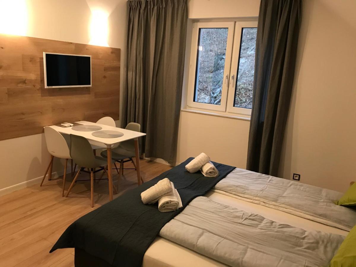 جانوويك Apartamenty Pod Zamkiem W Janowcu المظهر الخارجي الصورة
